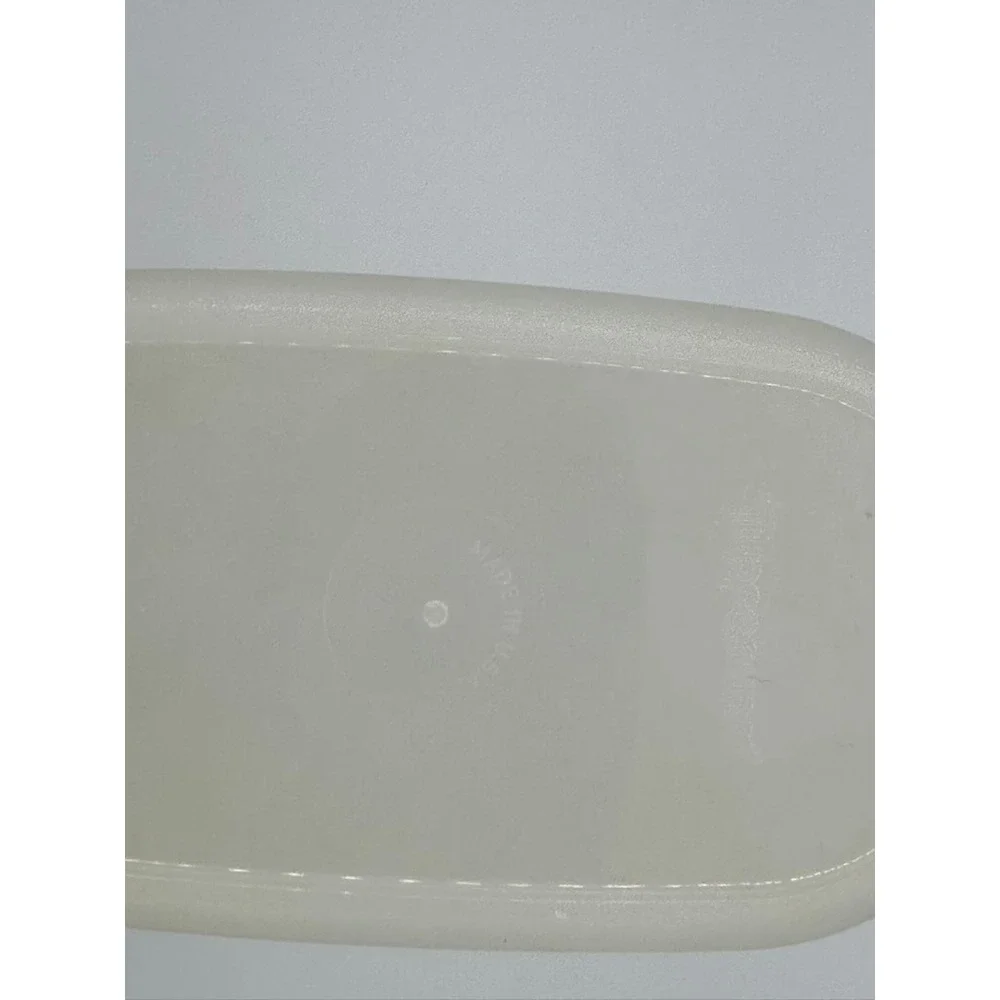 Tupperware Slimline Pitcher 2 Quart Frosted Clear Blue Flip Top Lid‎ 2L Vintage